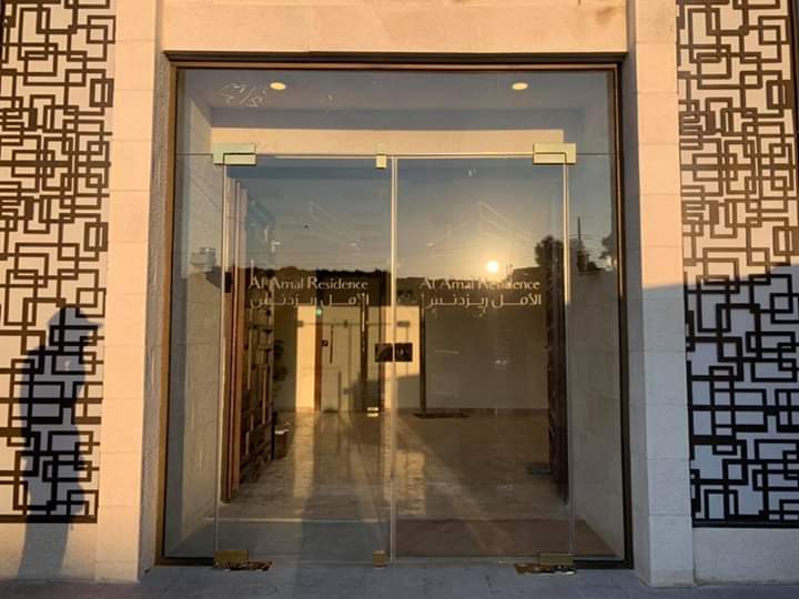 زجاج سيكوريت مكة