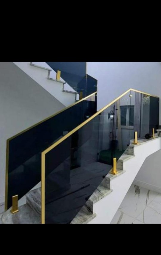 زجاج سيكوريت مكة